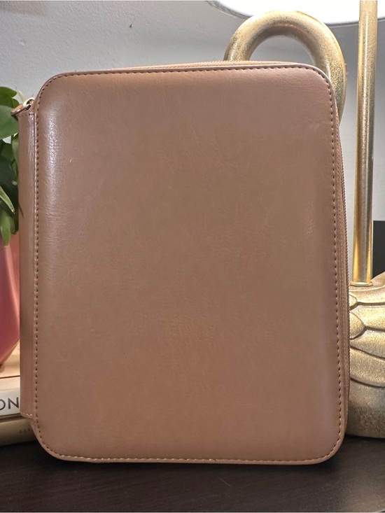 Target Accessories - Tan Planner and iPad Zip case